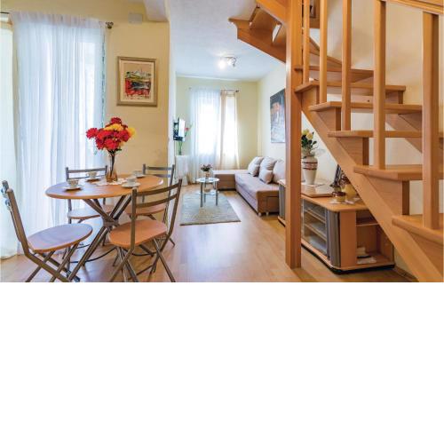 1 Bedroom Stunning Apartment In Rovinj