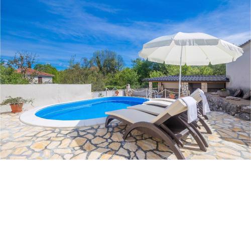 2 Bedroom Amazing Home In Sveti Vid