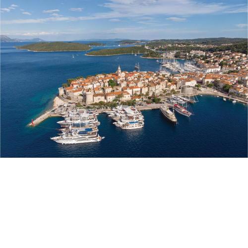 2 Bedroom Gorgeous Apartment In Blato