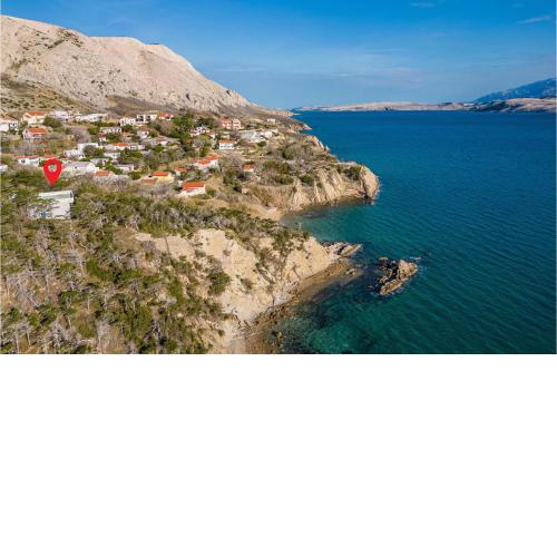 2 Bedroom Stunning Apartment In Novalja