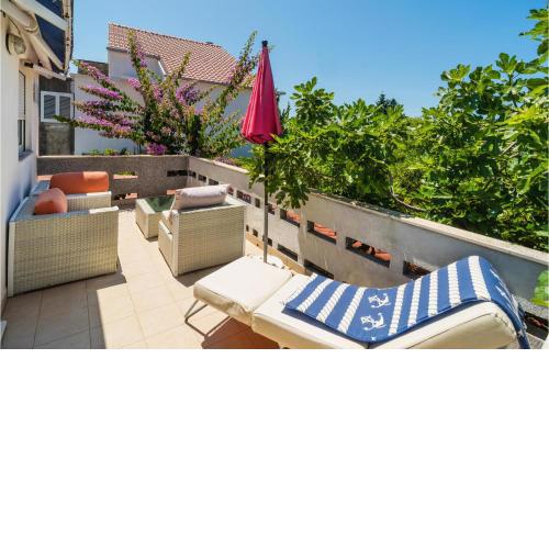 3 Bedroom Amazing Home In Sucuraj