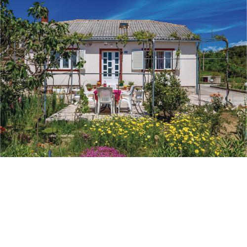 3 Bedroom Gorgeous Home In Kampor