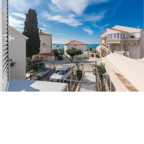 4 Bedroom Pet Friendly Home In Novalja
