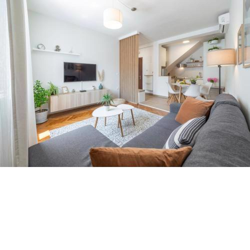51 Street Apartment