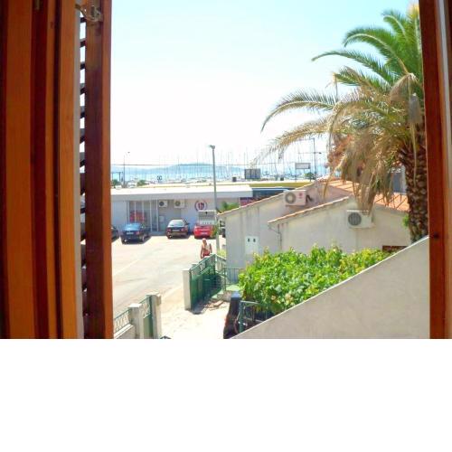 A2 - best location in center with the sea view