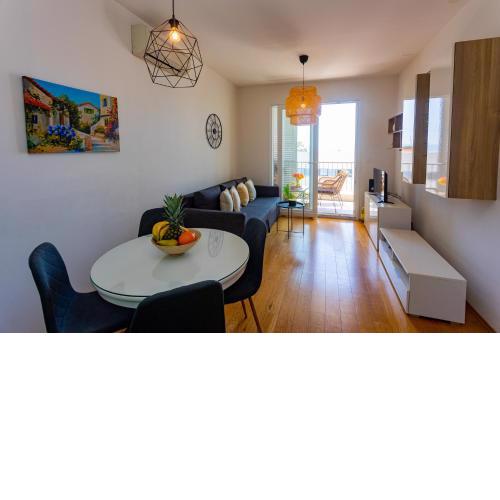 Allora apartment with panoramic sea view