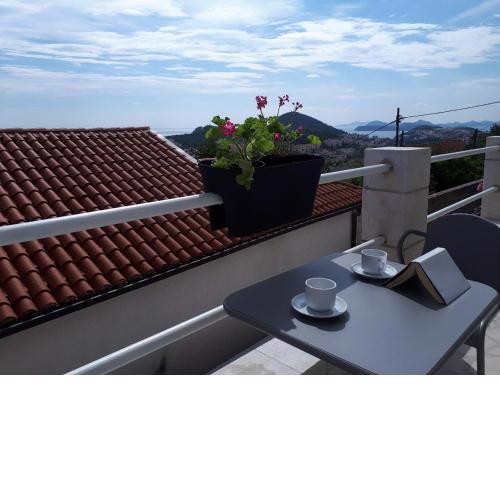 Alto Rooms and Apartments