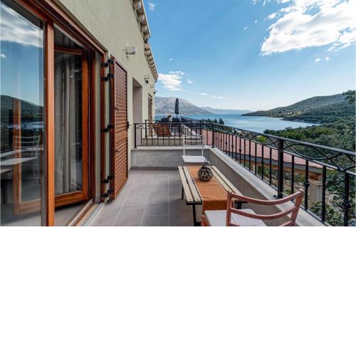 Amazing Apartment In Kneze With Wifi