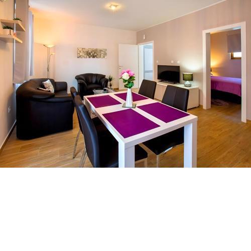 Apartman Candy Split with jacuzzi and parking place