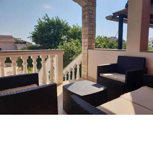 Apartmani "Bodulo"