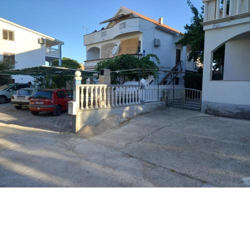 Apartmani zlotrg