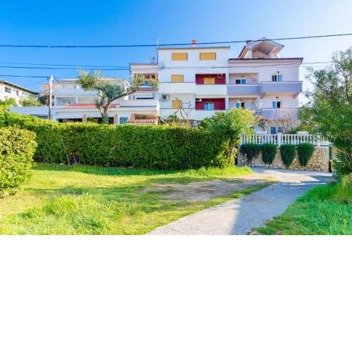 Apartment Albina