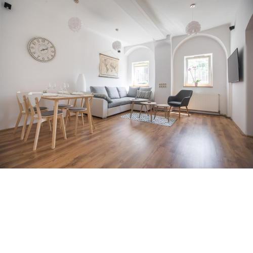 Apartment Atlas