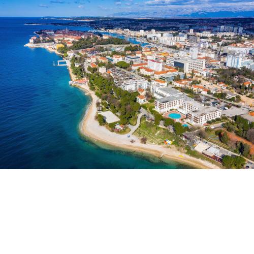 APARTMENT "B" 50 m from the beach