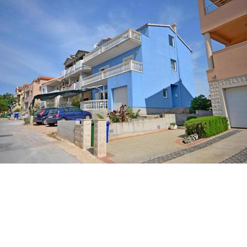 Apartment Blue House