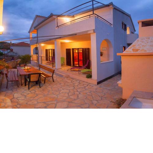 Apartment Bo&Dy with Private Pool