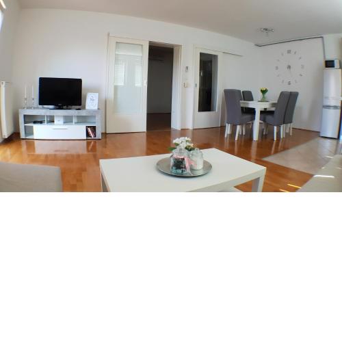 Apartment D&T
