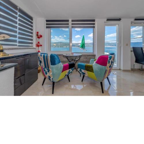 Apartment in Arbanija with sea view, balcony, air conditioning, WiFi 5138-1