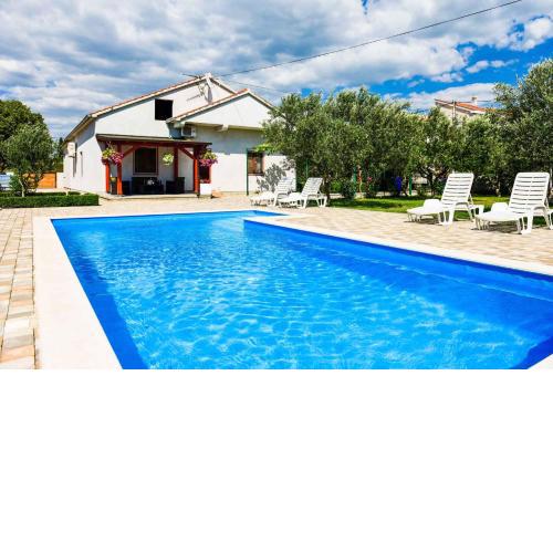 Apartment in Biograd na Moru 8184