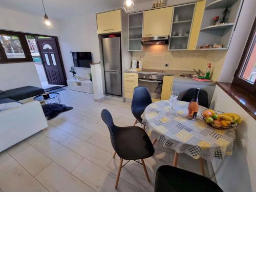 Apartment in Crikvenica 13838