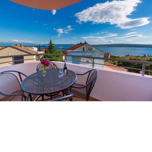 Apartment in Crikvenica 39160