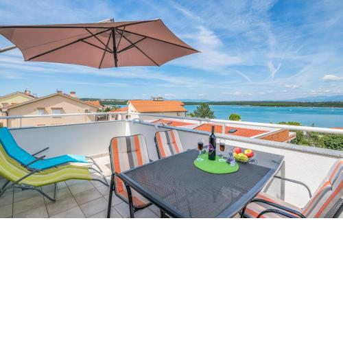 Apartment in Klimno/Insel Krk 13576