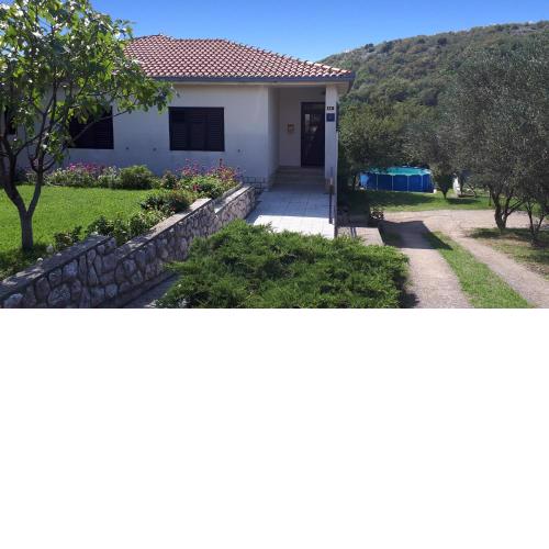 Apartment in Novi Vinodolski 35278