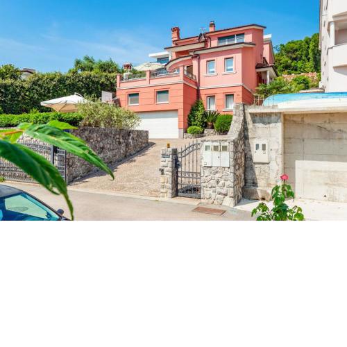 Apartment in Opatija with sea view, balcony, air conditioning, Wi-Fi (4812-2)