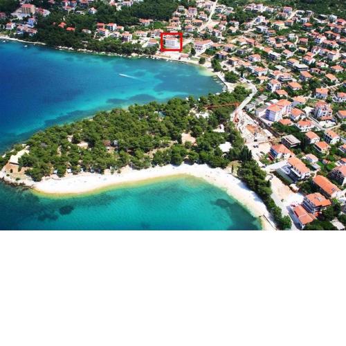 Apartment in Trogir with sea view, balcony, air conditioning, Wi-Fi (4786-3)