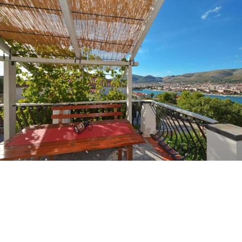 Apartment in Trogir with sea view, terrace, air conditioning, W-LAN 5065-1
