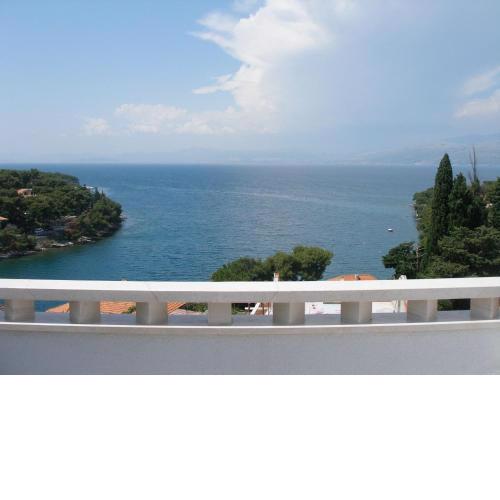 Apartment Ivan - beautiful sea view