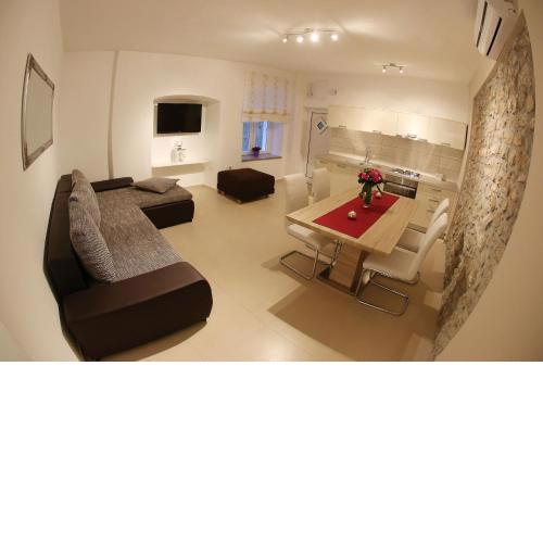 Apartment Kala