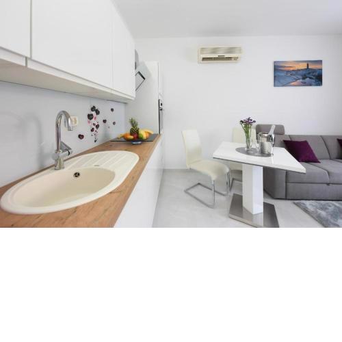 Apartment Lant