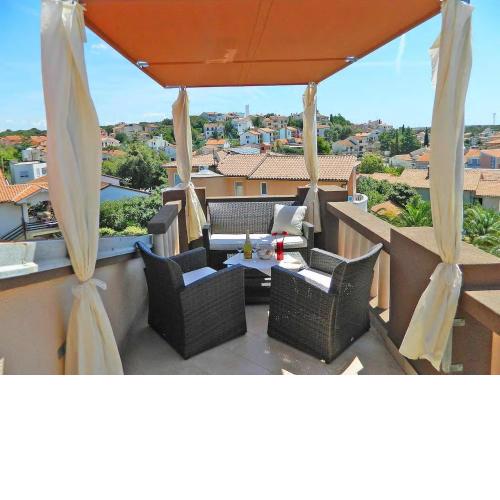 Apartment Leona