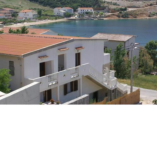 Apartment Metajna 4150c