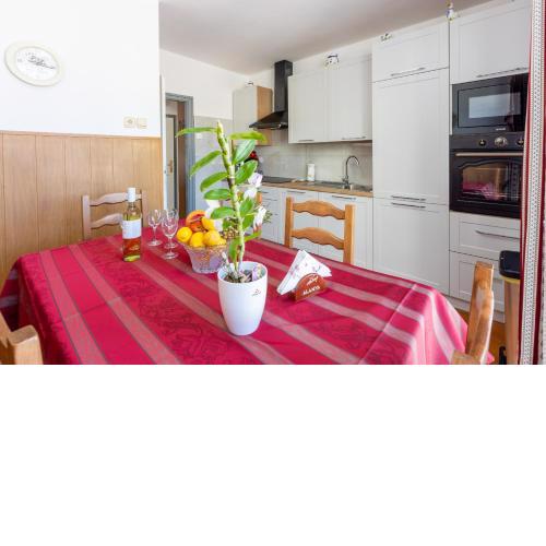 Apartment Mira