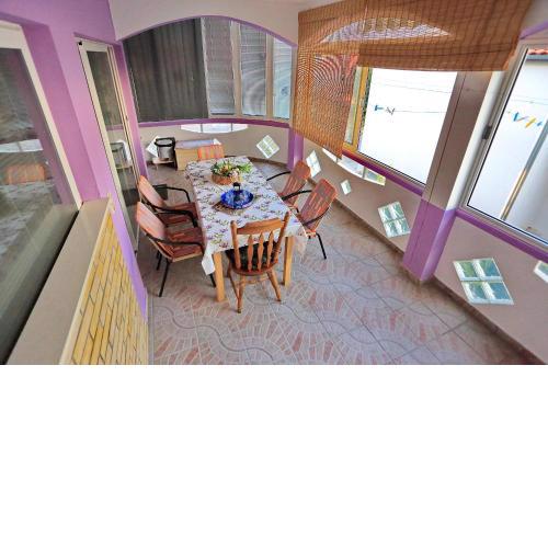 Apartment Mira