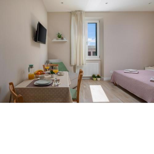 Apartment More
