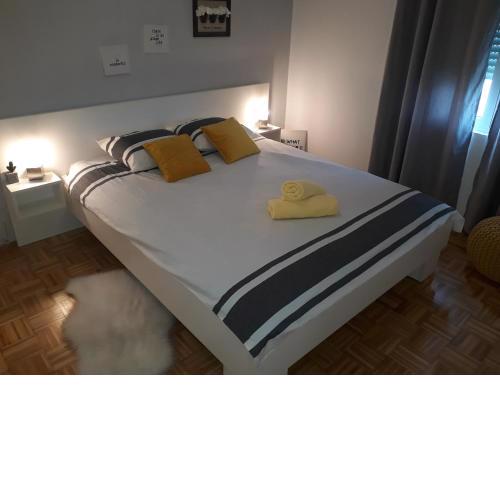 Apartment N&B