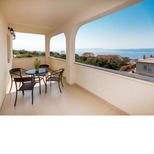 Apartment Nikol-3 by Interhome