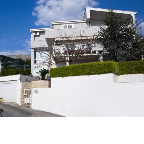Apartment Pčelica Maja