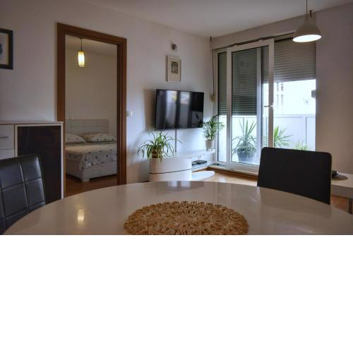 Apartment Sara