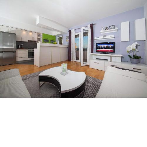Apartment Sarena