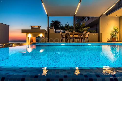 Apartment Stanley with Private Pool