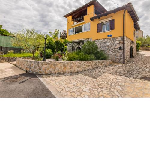 Apartment & Studio Goga