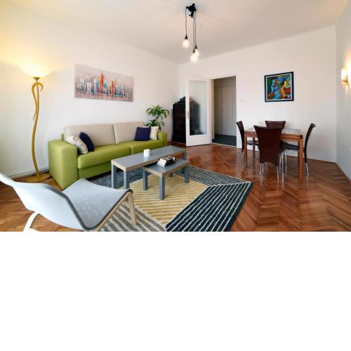 Apartment Sunny