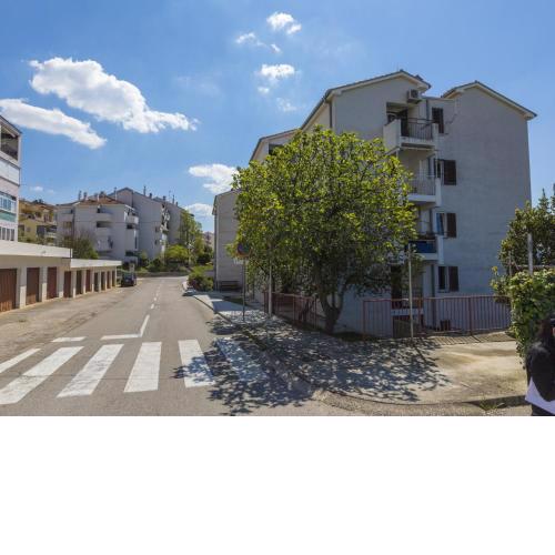 Apartment Vedry