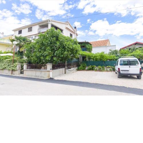 Apartments Amalija