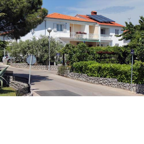 Apartments and rooms with parking space Krk - 5371