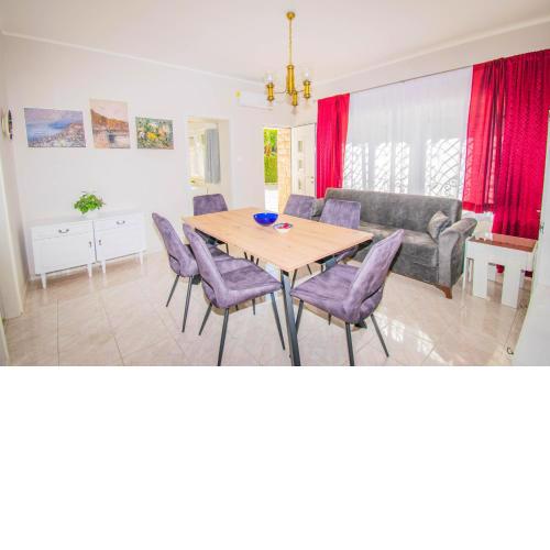 Apartments Anita near Opatija with private parking